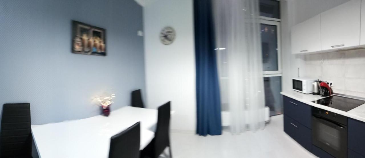 The Den Apartment Odessa Exterior photo